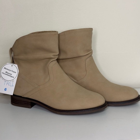 George Women's Tan Ankle Slouch Boots - Picture 2 of 5